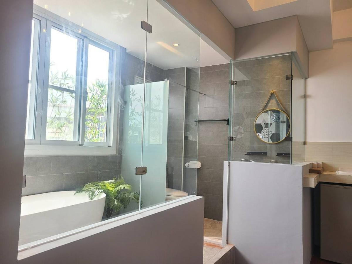 輕森嶼 Hotel Tainan Bagian luar foto